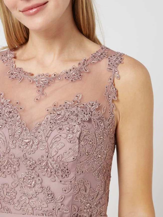 Mascara Abendkleid Aus Tüll Mit Stasssteinen - Mauve 3 Mascara Abendkleid Aus Tüll Mit Stasssteinen - Mauve – Bild 3