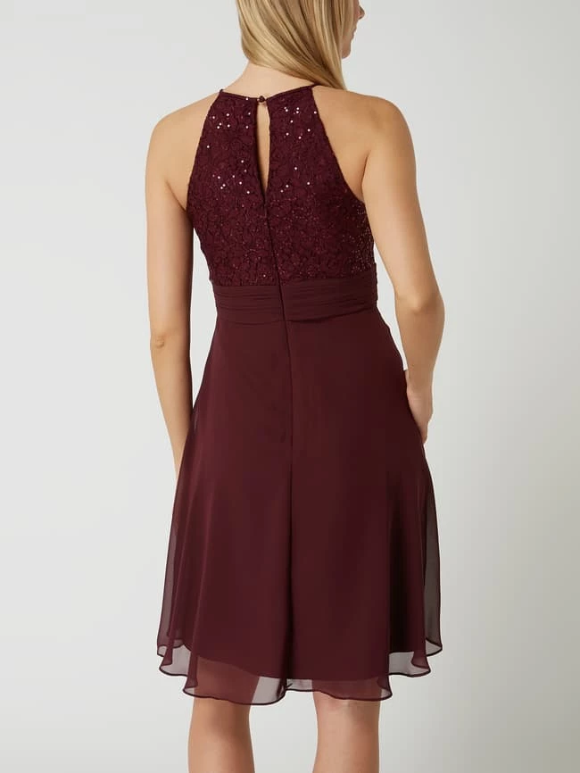 Jake*s Cocktail Cocktailkleid Aus Spitze Und Chiffon - Bordeaux Rot 5 Jake*s Cocktail Cocktailkleid Aus Spitze Und Chiffon - Bordeaux Rot – Bild 5