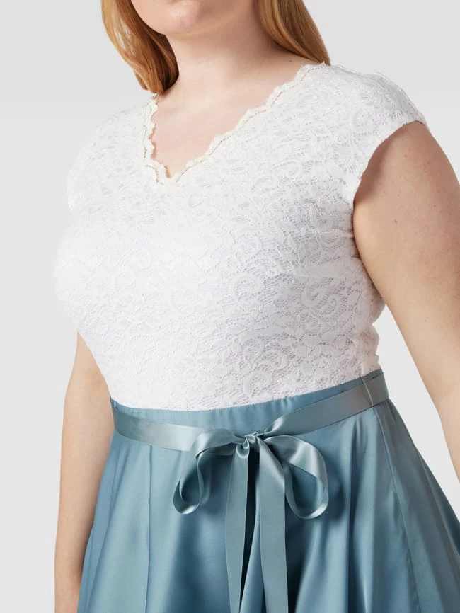 Swing Curve Ärmelloses Cocktailkleid In Midilänge Mit Spitzenbesatz - Bleu 3 Swing Curve Ärmelloses Cocktailkleid In Midilänge Mit Spitzenbesatz - Bleu – Bild 3