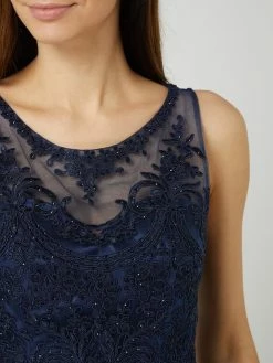 Mascara Abendkleid Mit Floralen Stickereien - Dunkelblau 6 Mascara Abendkleid Mit Floralen Stickereien - Dunkelblau -Jake*s-shop 719j2ka4ap5ksd287114od269or3ciaf691kmeac6h8j6hi18h942kie6p2kodah6l24odahad6l4hhia4o3idb26hhjgcj1c9gjid1k75hjce1j6krmccb2clgm4opk74pmado