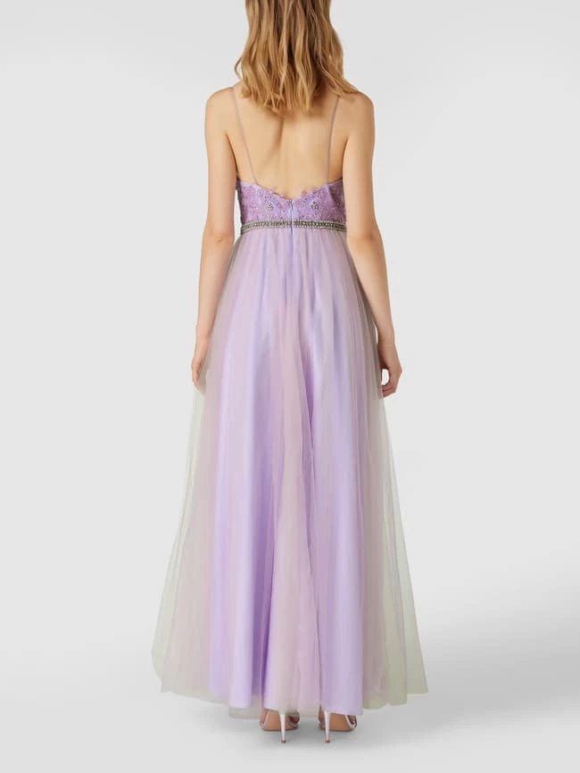 Mascara Abendkleid Mit Floralen Stickereien - Flieder 5 Mascara Abendkleid Mit Floralen Stickereien - Flieder – Bild 5