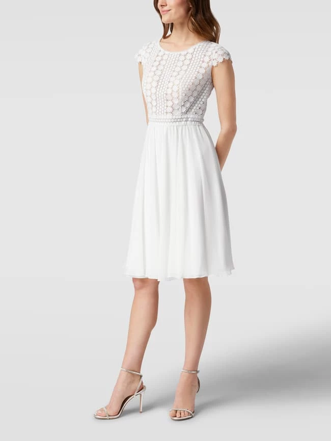 Luxuar Cocktailkleid Mit Floraler Spitze - Ecru 4 Luxuar Cocktailkleid Mit Floraler Spitze - Ecru – Bild 4