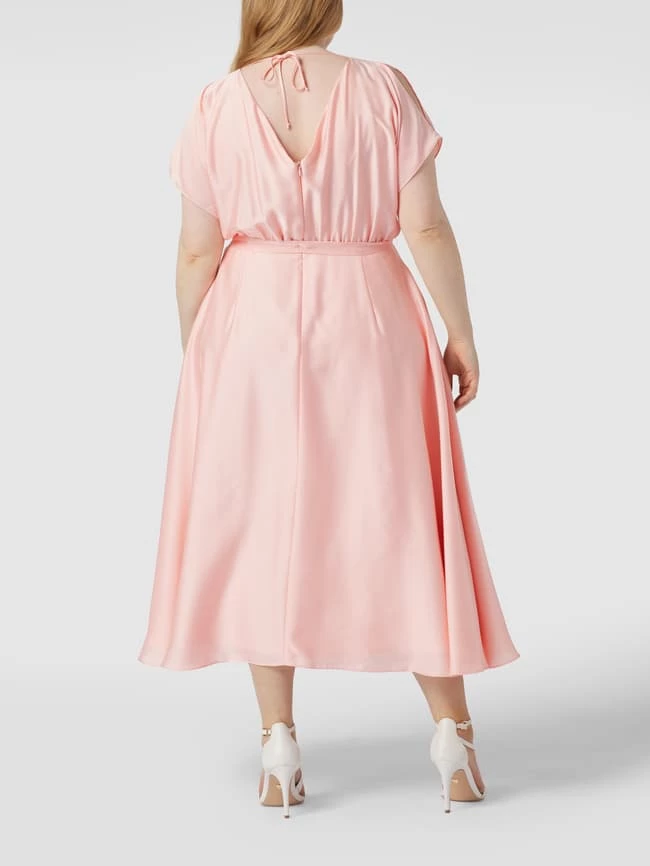Swing Curve Cocktailkleid Mit Taillenband - Rosé 5 Swing Curve Cocktailkleid Mit Taillenband - Rosé – Bild 5