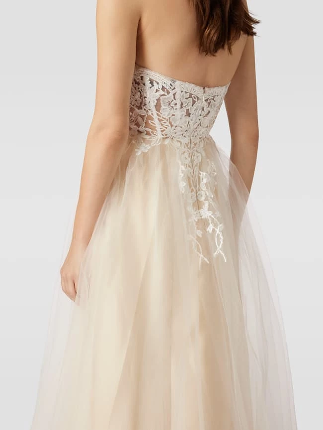 Unique Abendkleid Mit Floraler Stickerei - Beige 6 Unique Abendkleid Mit Floraler Stickerei - Beige – Bild 6