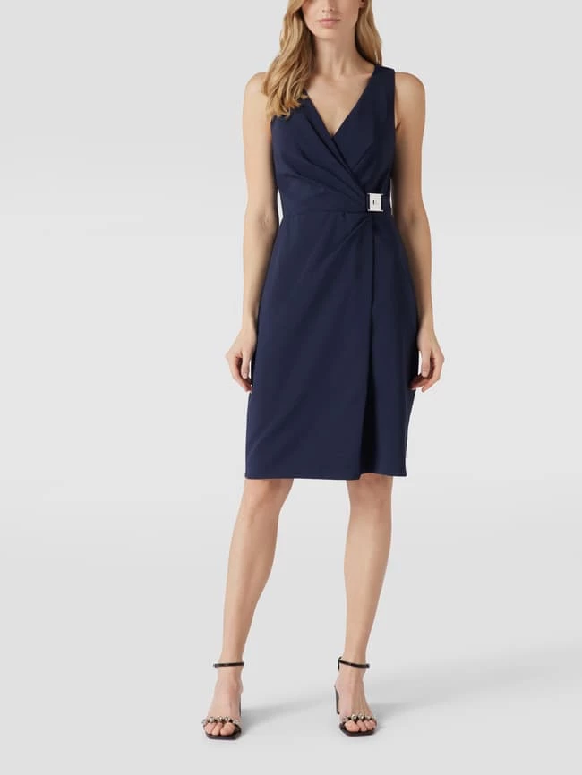 Lauren Ralph Lauren Knielanges Cocktailkleid Mit V-Ausschnitt - Marineblau 1 Lauren Ralph Lauren Knielanges Cocktailkleid Mit V-Ausschnitt - Marineblau